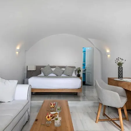 Antelize 10 Guests W Pool Santorini * Тира